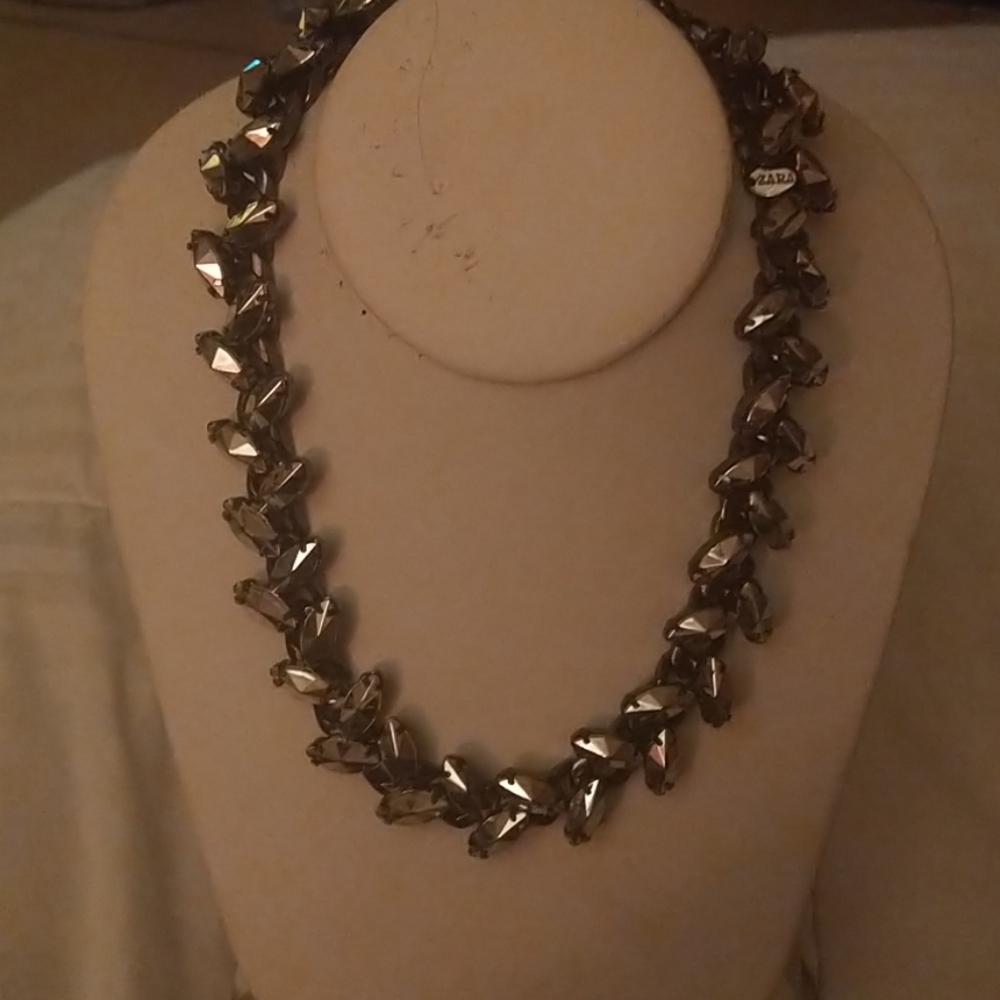 Trendy Choker